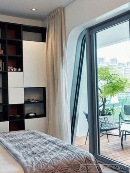 Dormitor cu balcon separat sau loggie - fotografie