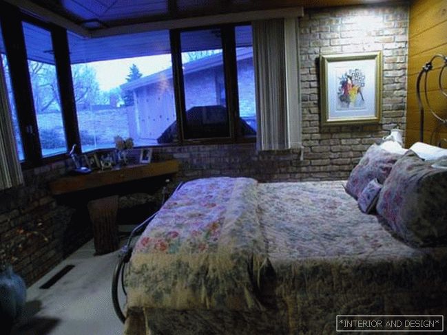 Fotografia unui dormitor într-o casă privată