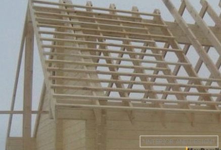 Construcția de acoperiș și instalarea plafonului дома по финской технологии